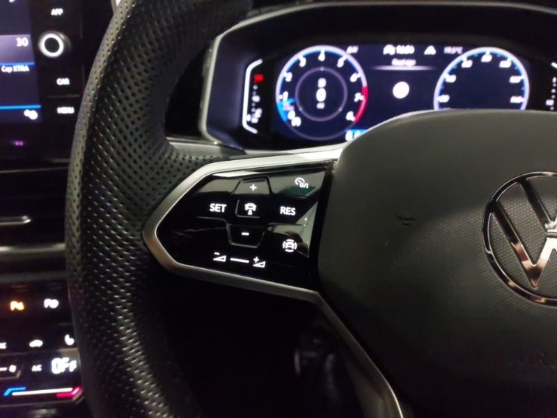 Used Volkswagen T-Roc 2022 for sale - 77252204: Photo 10