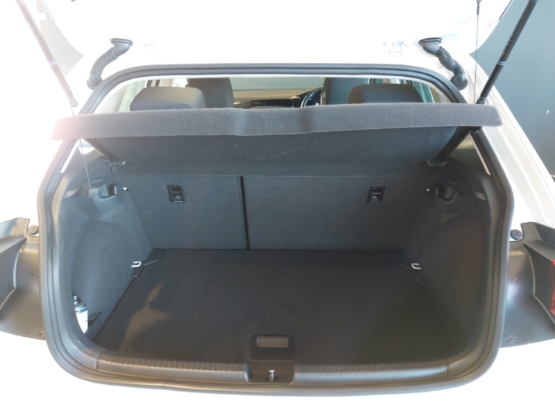 Used Volkswagen Polo 2022 for sale - 76602300: Photo 8