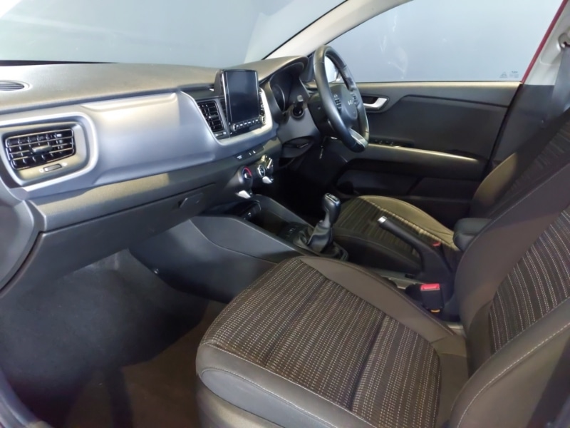 Used Kia Stonic 2023 for sale - 76958922: Photo 5