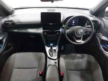 Used Toyota Yaris Cross 2023 for sale - 79468309: Photo