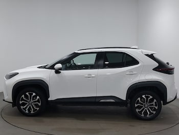 Used Toyota Yaris Cross 2023 for sale - 79468309: Photo