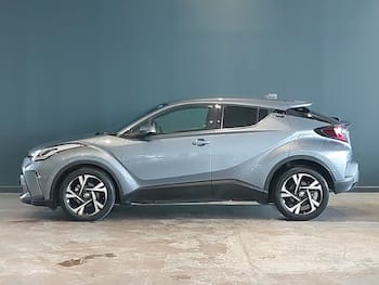 Used Toyota C-HR 2023 for sale - 79772864: Photo