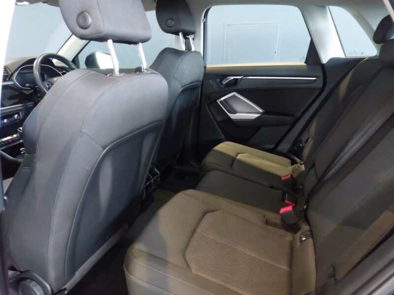 Used Audi Q3 2019 for sale - 77832366: Photo 6