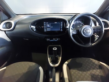 Used Toyota Aygo X 2023 for sale - 78617054: Photo