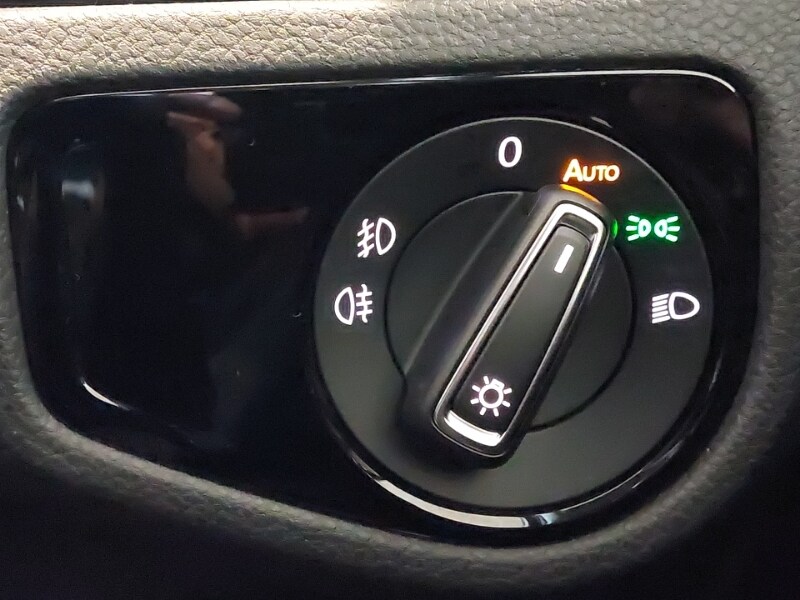 Used Volkswagen Golf 2019 for sale - 76860268: Photo 18