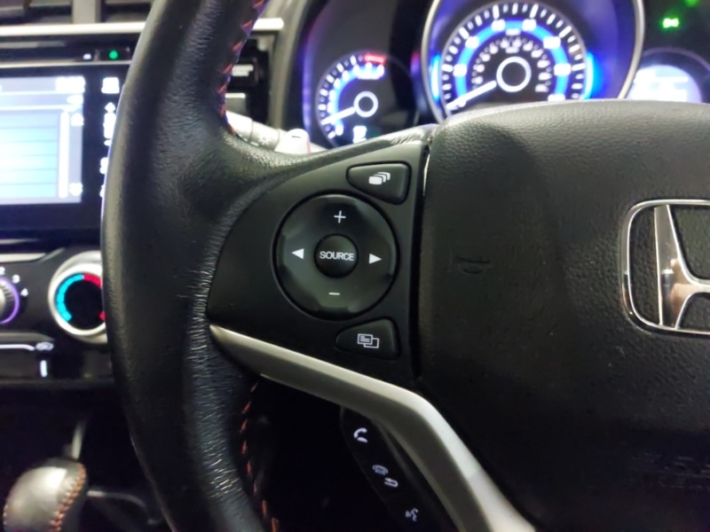 Used Honda Jazz 2018 for sale - 77495341: Photo 10