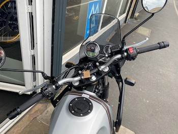 Used Royal Enfield HIMALAYAN 2024 for sale - bike-78486528: Photo