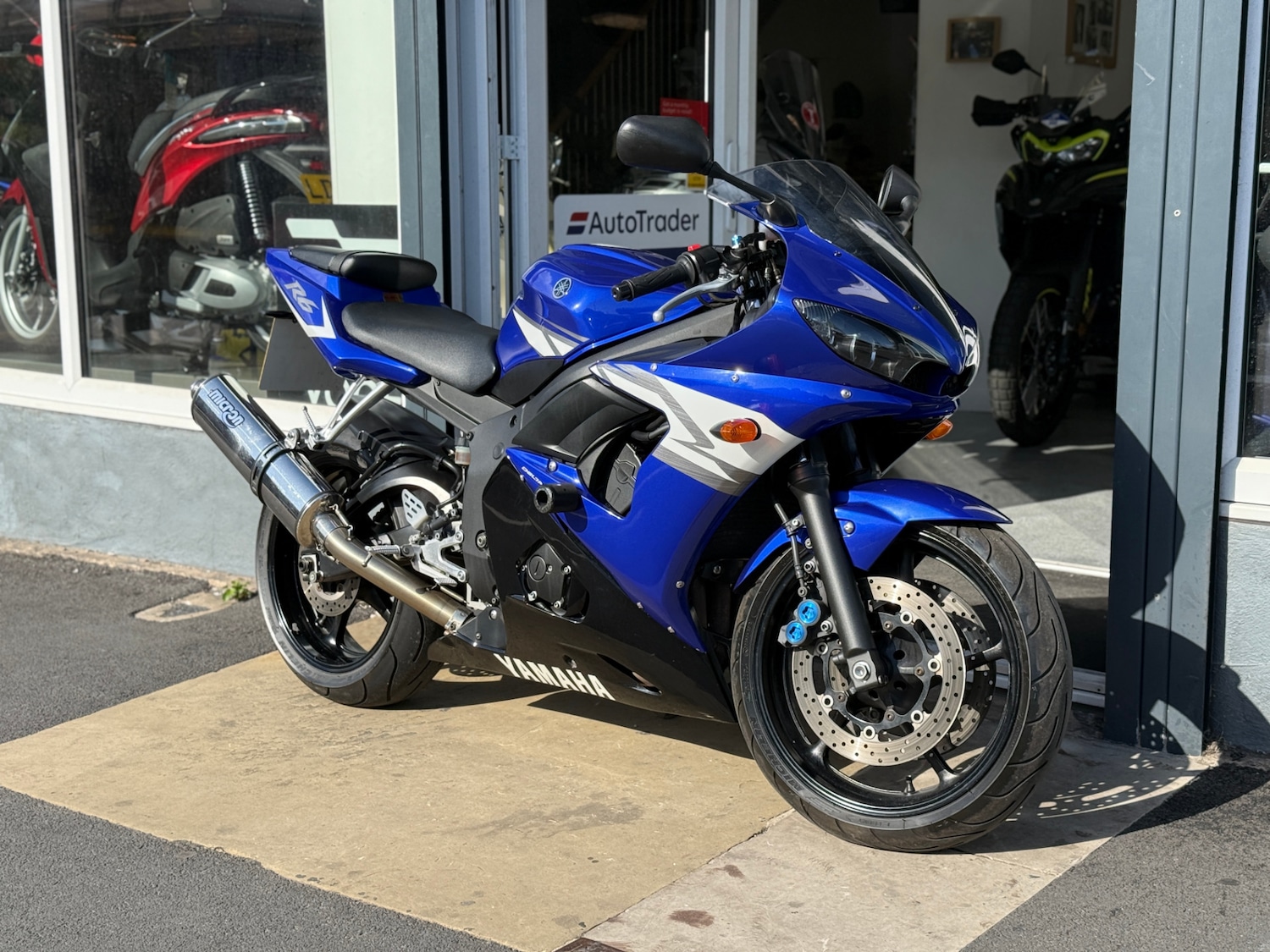 Used Yamaha R6 2006 for sale - 78485648: Photo 2