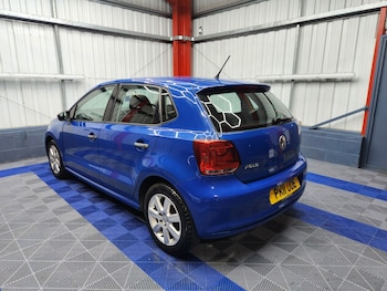 Used Volkswagen Polo 2011 for sale - 77735877: Photo
