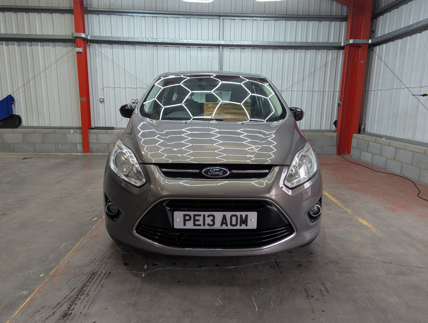 Used Ford C-Max 2013 for sale - 76467499: Photo 2