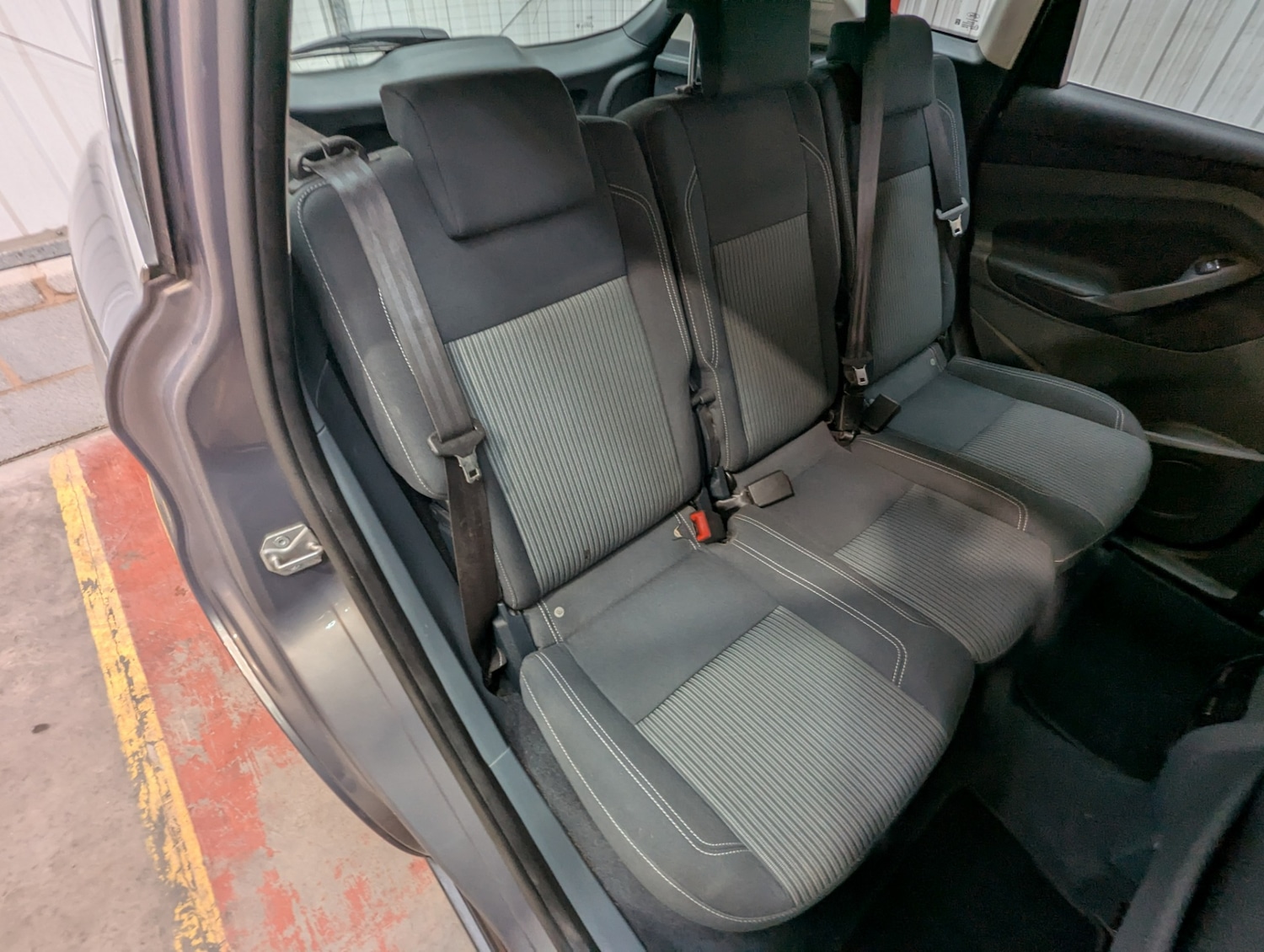 Used Ford C-Max 2013 for sale - 76467499: Photo 22