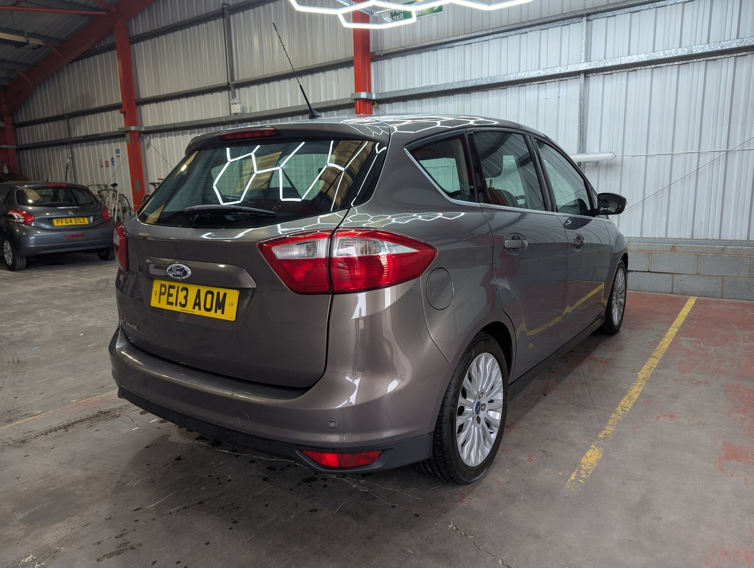 Used Ford C-Max 2013 for sale - 76467499: Photo 31