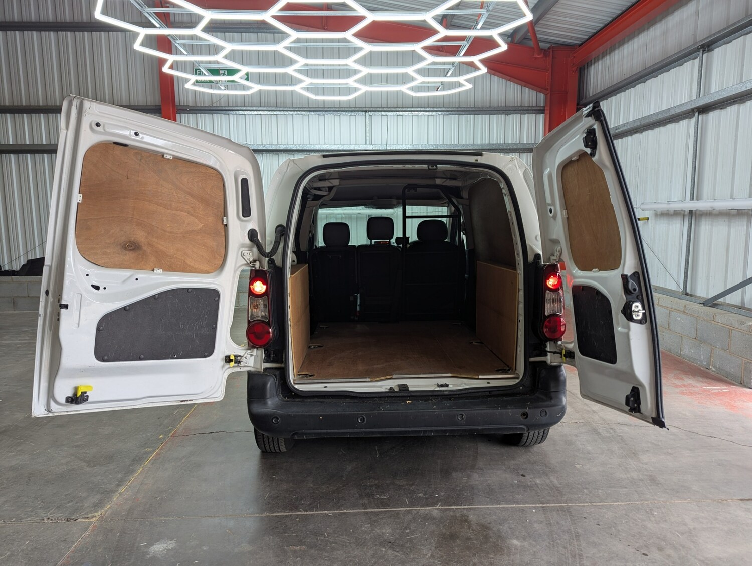 Used Citroen Berlingo 2013 for sale - 76467869: Photo 25