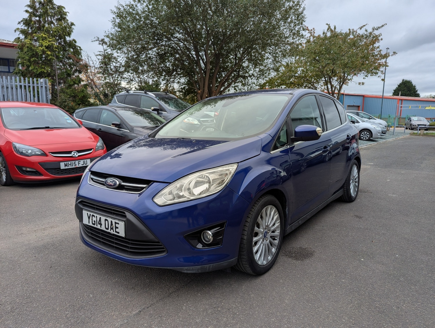 Used Ford C-Max 2014 for sale - 76466661: Photo 3