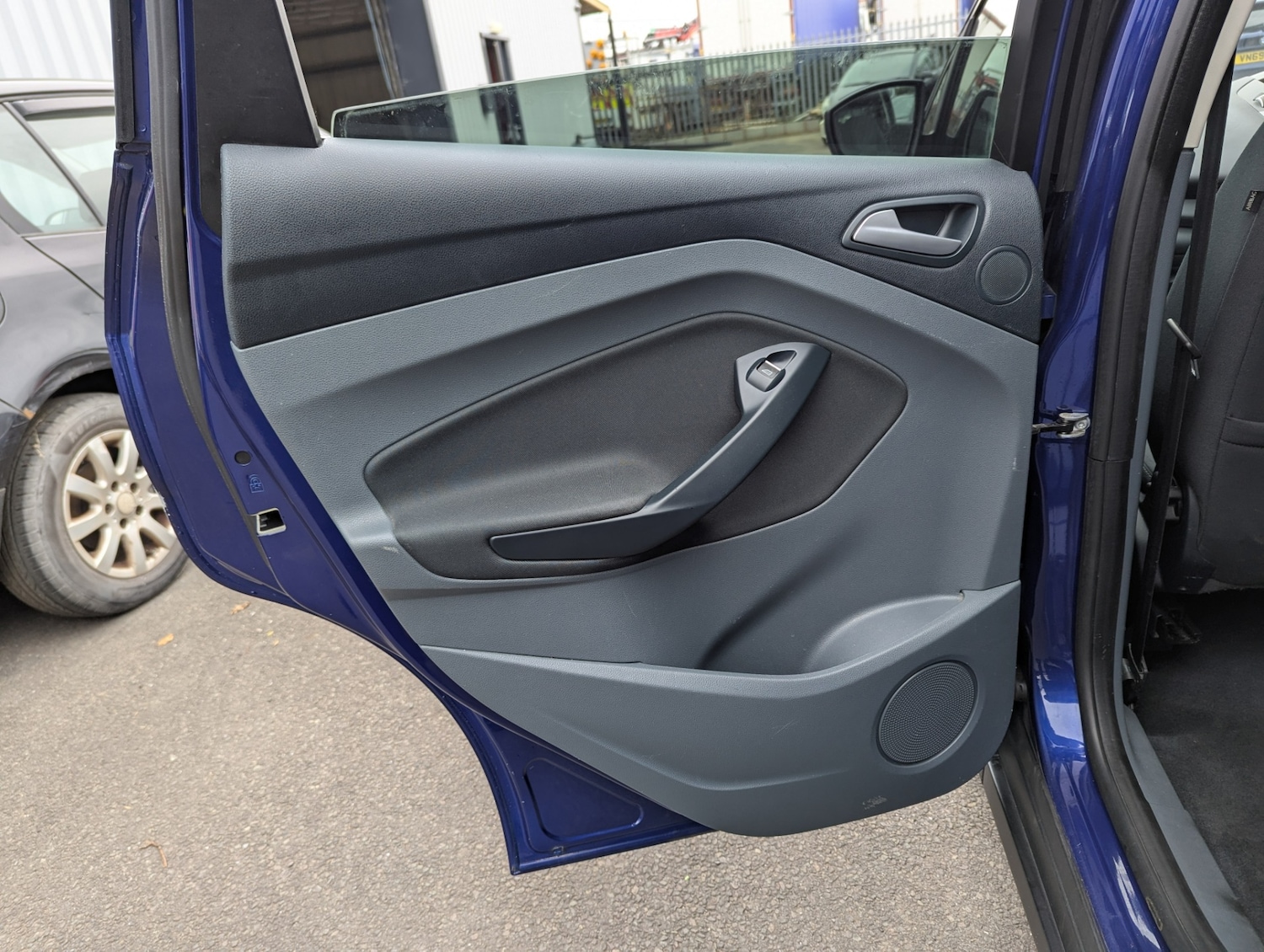 Used Ford C-Max 2014 for sale - 76466661: Photo 31