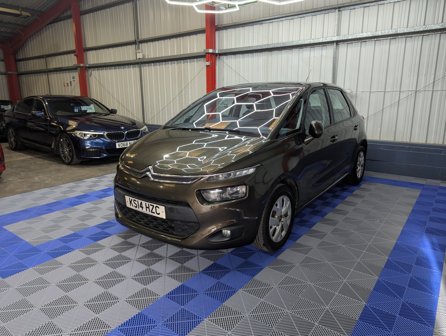 Used Citroen C4 Picasso 2014 for sale - 76450637: Photo 3