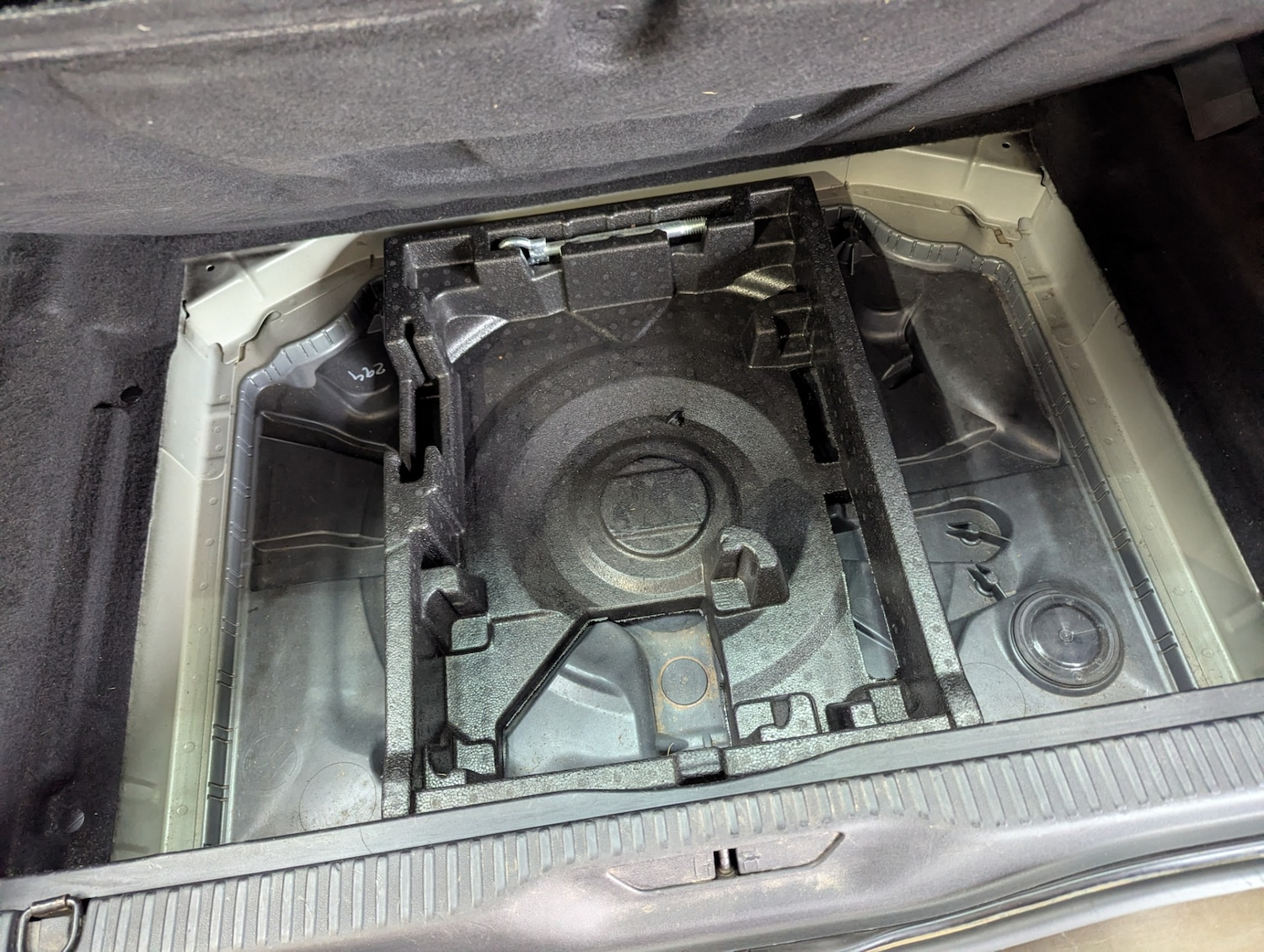 Used Citroen C4 Picasso 2014 for sale - 76450637: Photo 33