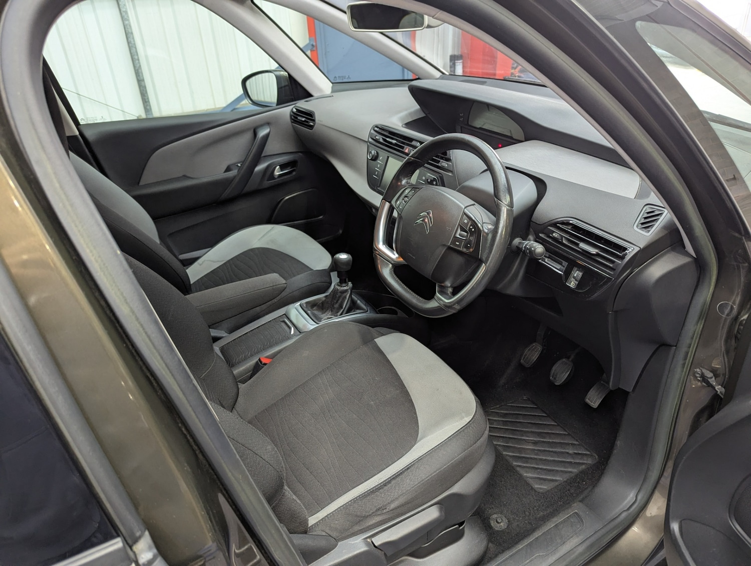 Used Citroen C4 Picasso 2014 for sale - 76450637: Photo 4