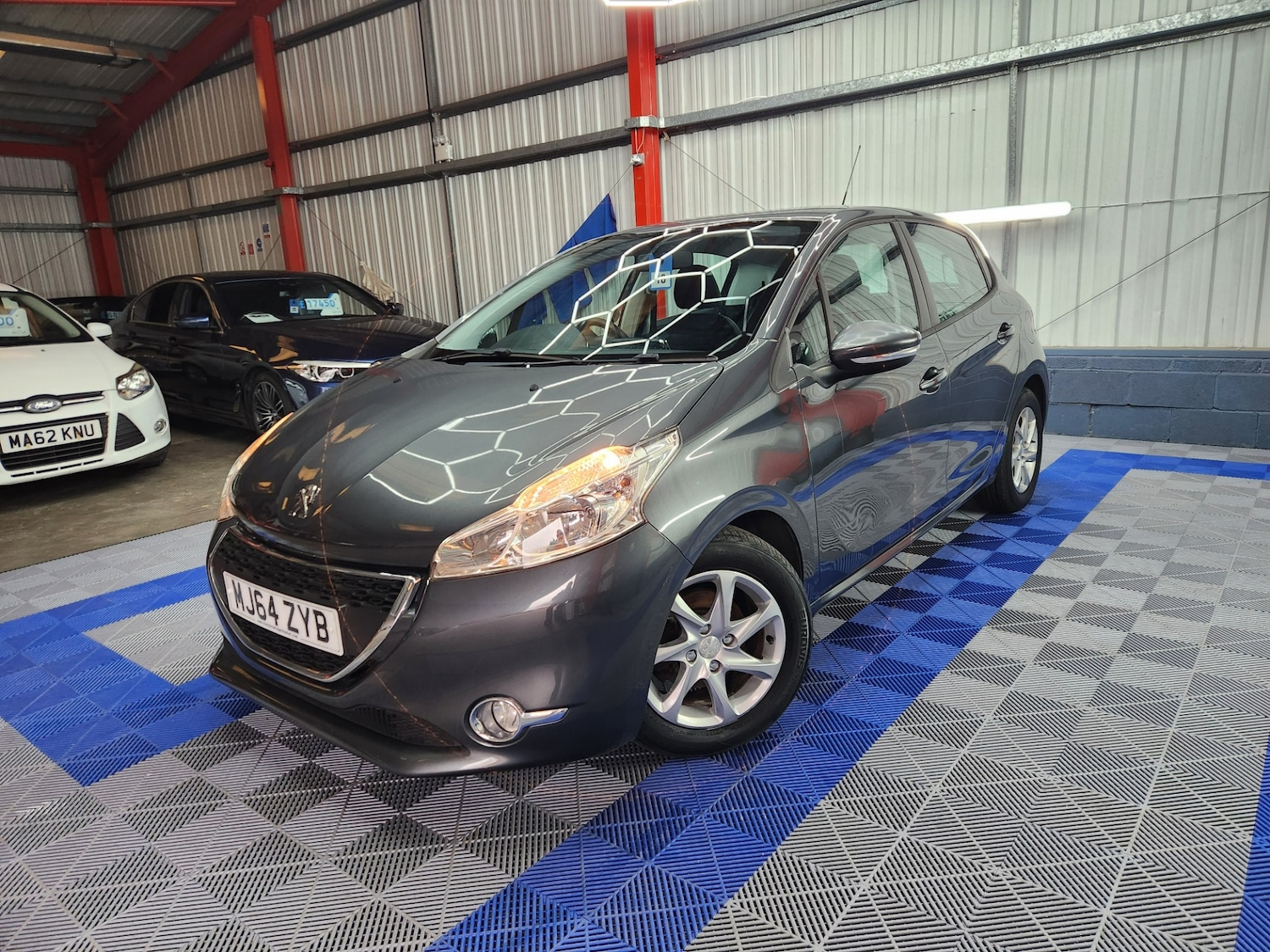 Used Peugeot 208 2014 for sale - 77947366: Photo 3