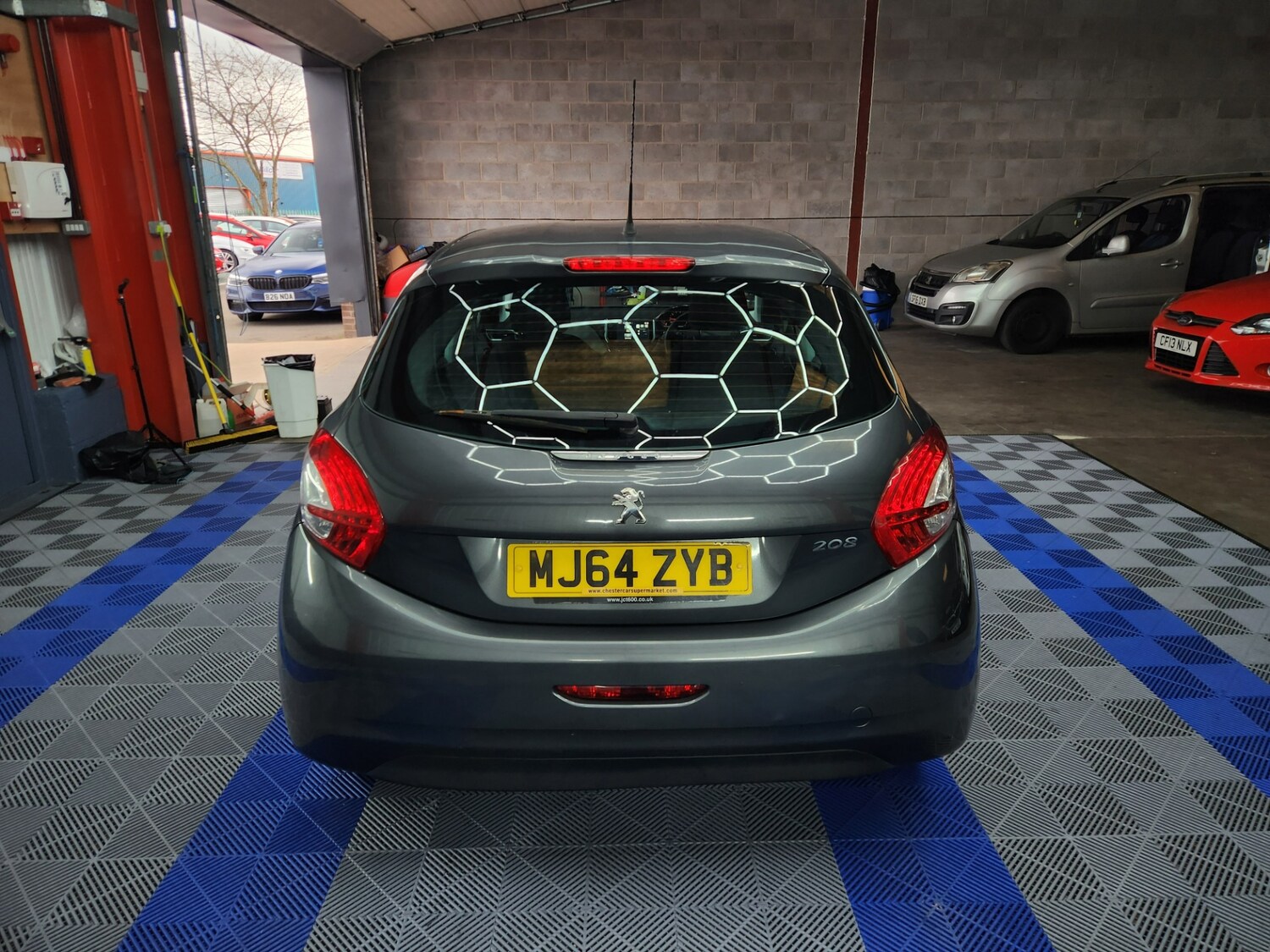 Used Peugeot 208 2014 for sale - 77947366: Photo 5