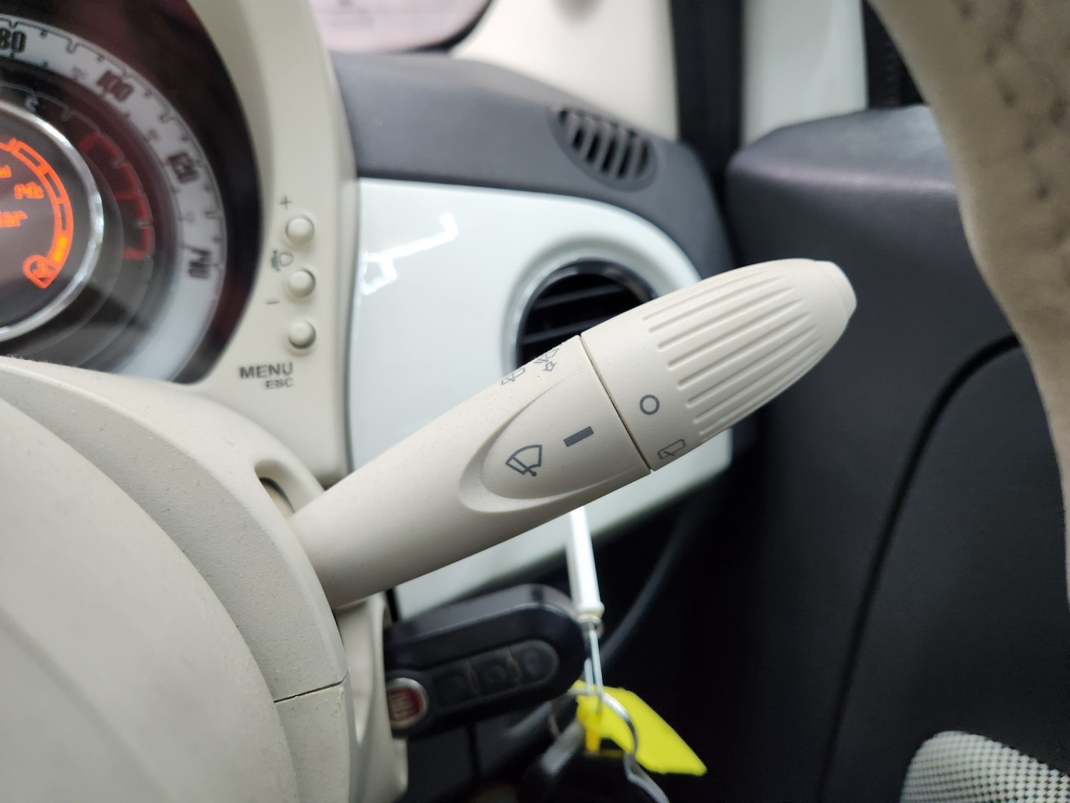 Used Fiat 500 2011 for sale - 77988295: Photo 24