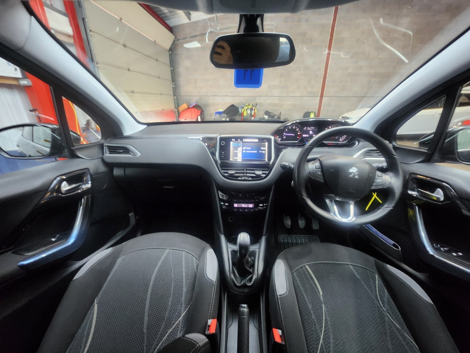 Used Peugeot 208 2013 for sale - 77715678: Photo 15