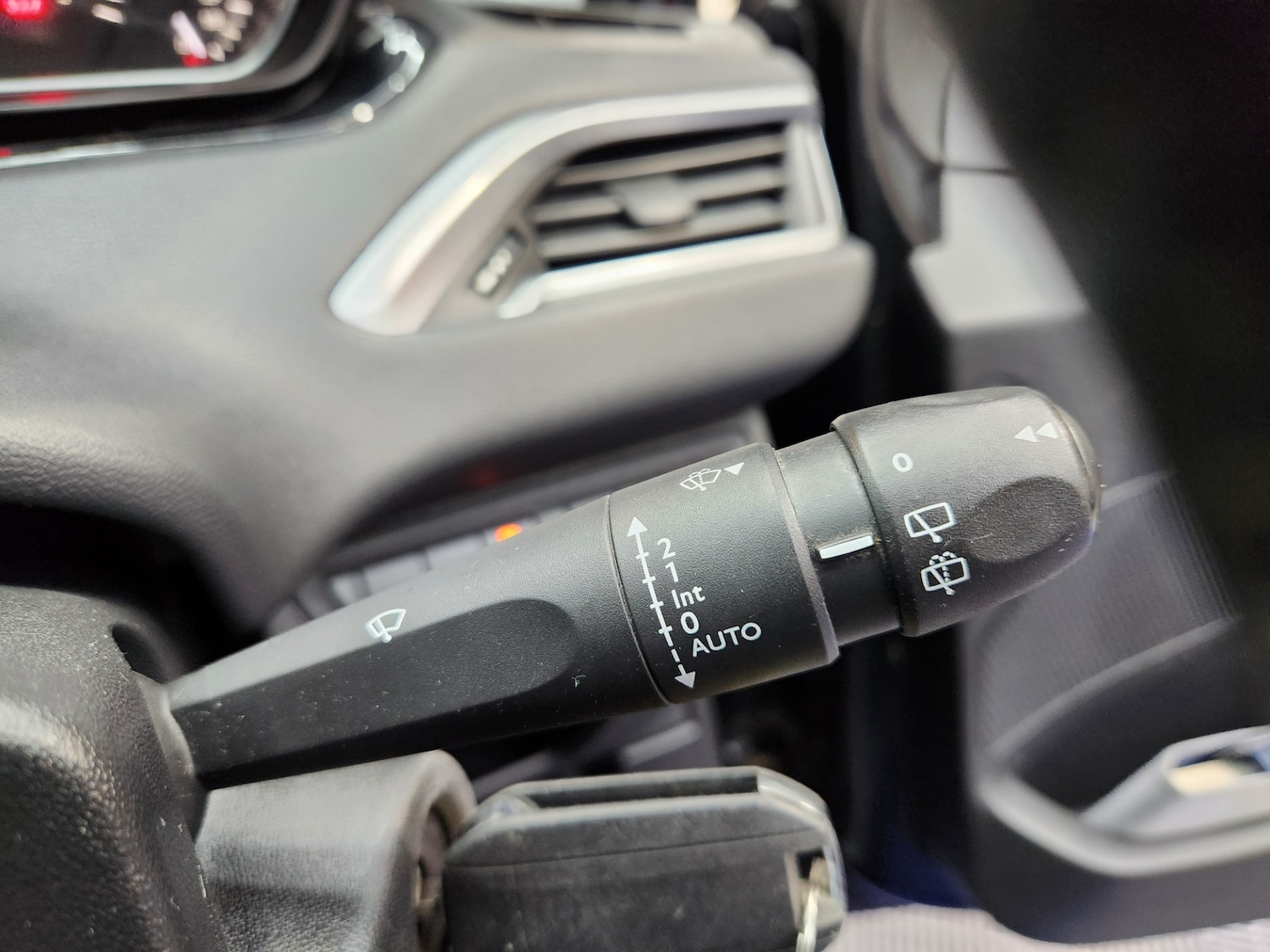 Used Peugeot 208 2013 for sale - 77715678: Photo 22