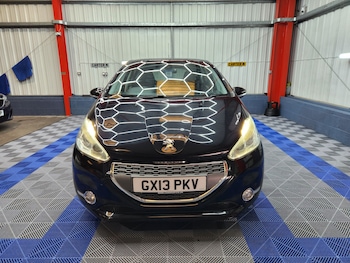 Used Peugeot 208 2013 for sale - 77715678: Photo