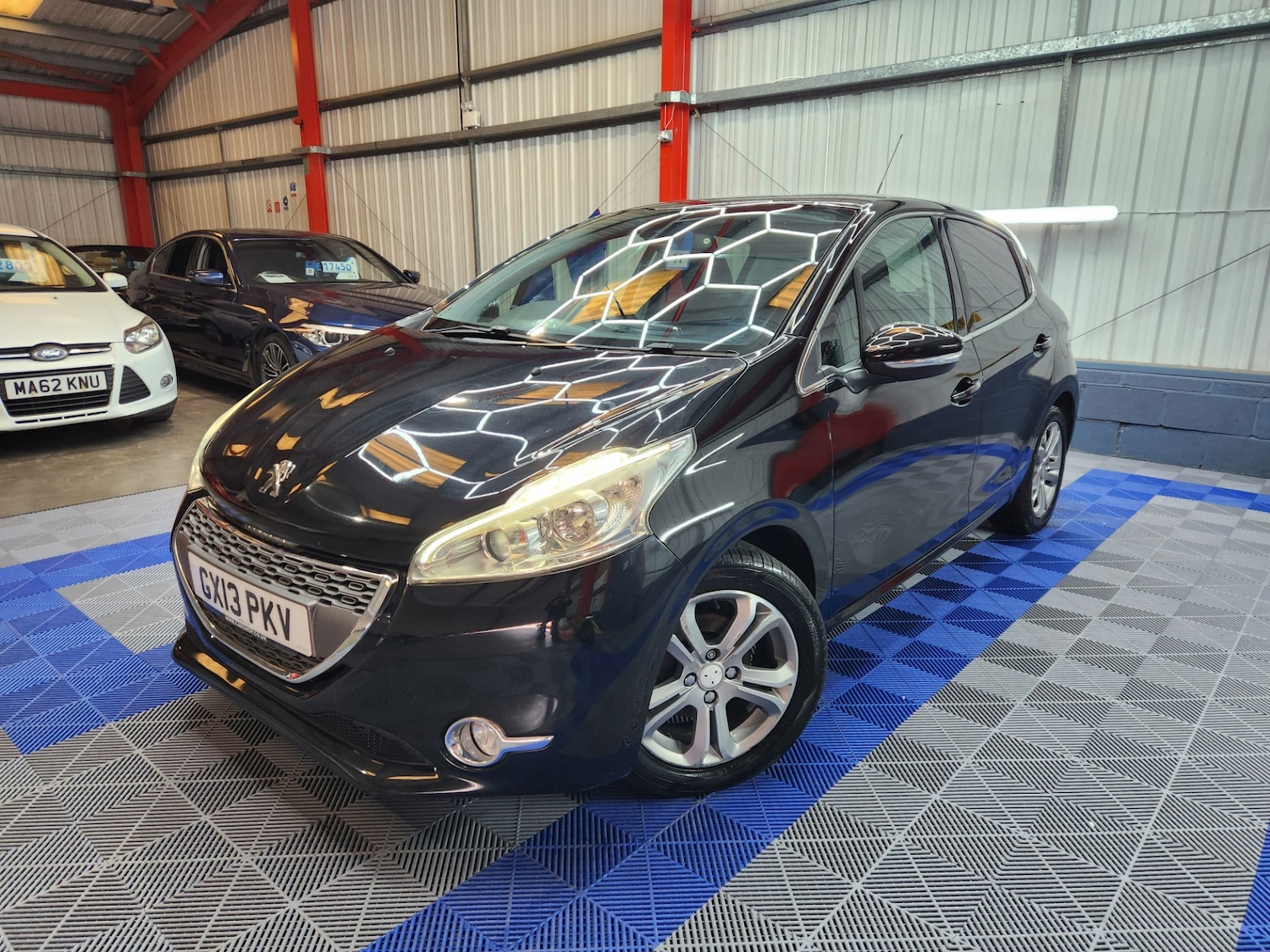 Used Peugeot 208 2013 for sale - 77715678: Photo 3