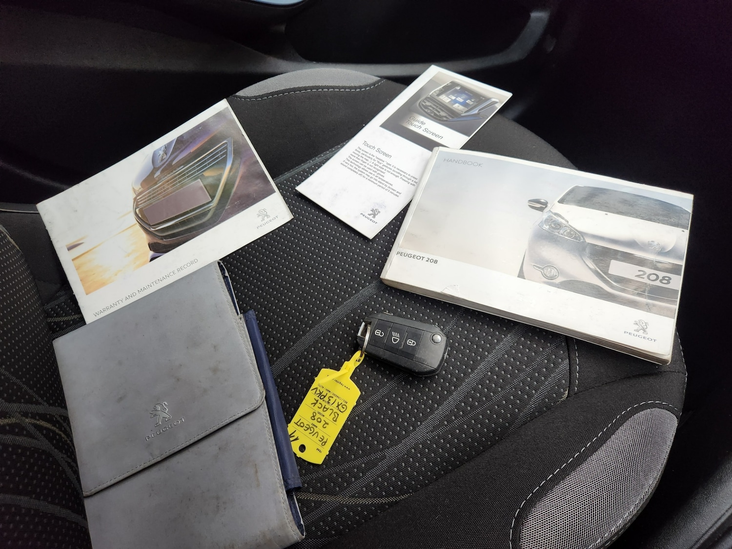 Used Peugeot 208 2013 for sale - 77715678: Photo 32