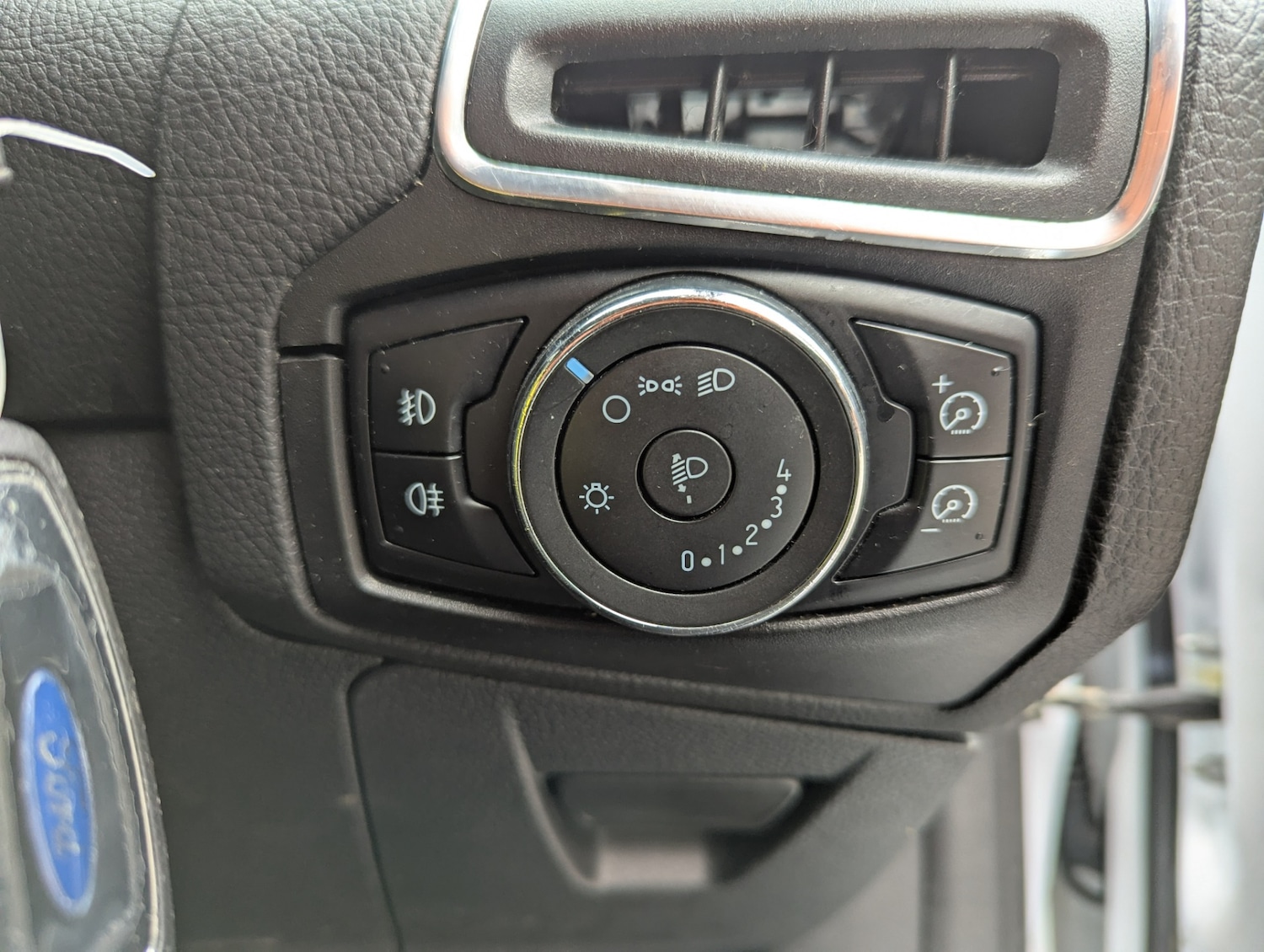 Used Ford Focus 2012 for sale - 76466676: Photo 11