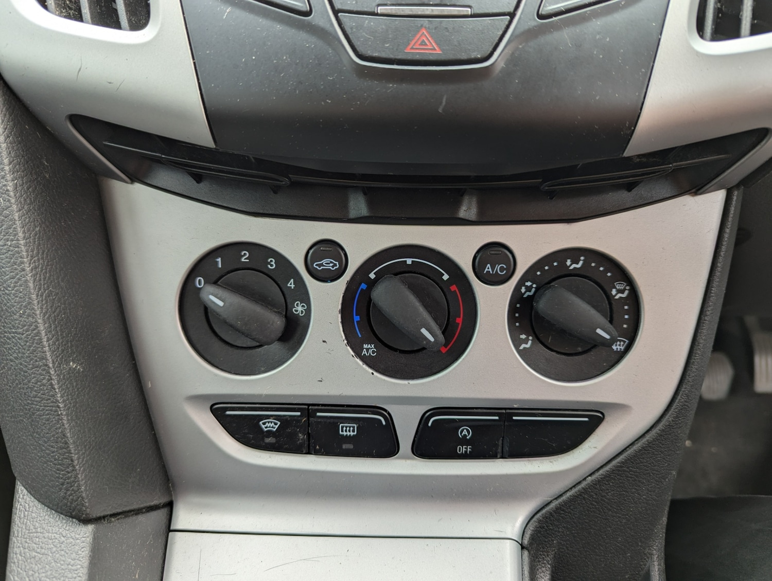 Used Ford Focus 2012 for sale - 76466676: Photo 14