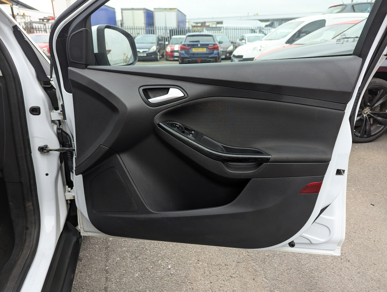 Used Ford Focus 2012 for sale - 76466676: Photo 24