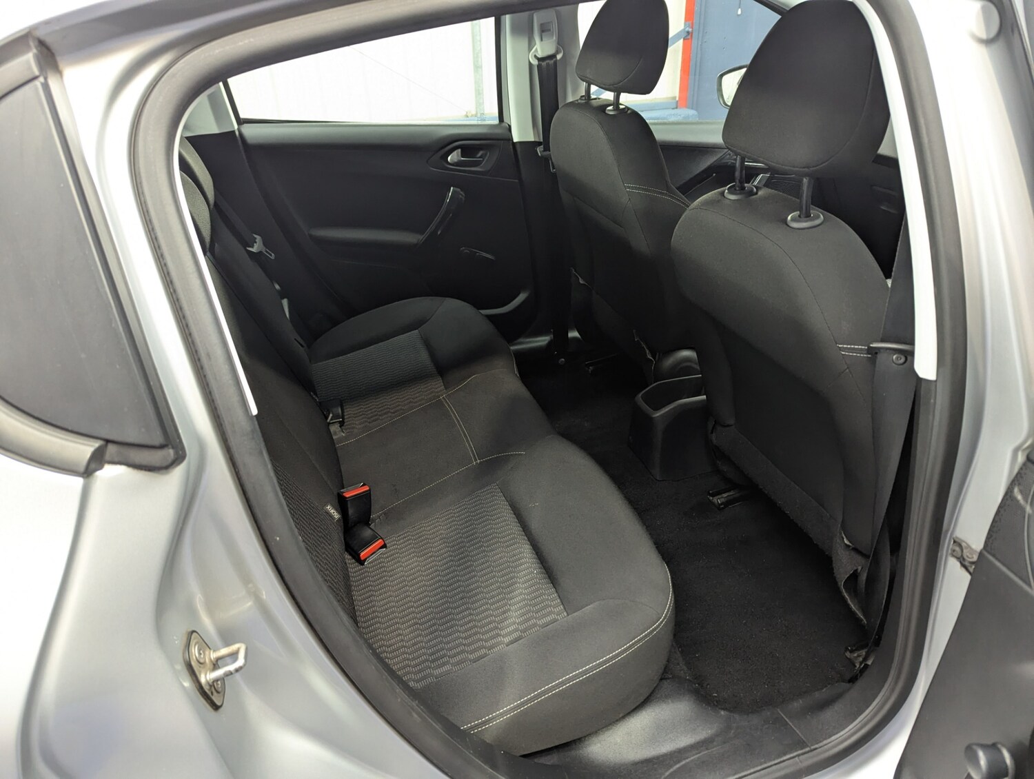 Used Peugeot 208 2017 for sale - 77371063: Photo 13