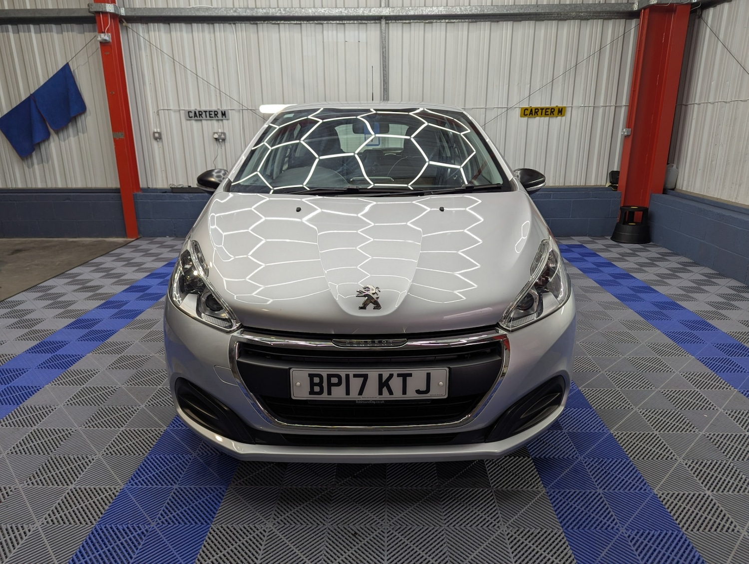 Used Peugeot 208 2017 for sale - 77371063: Photo 2