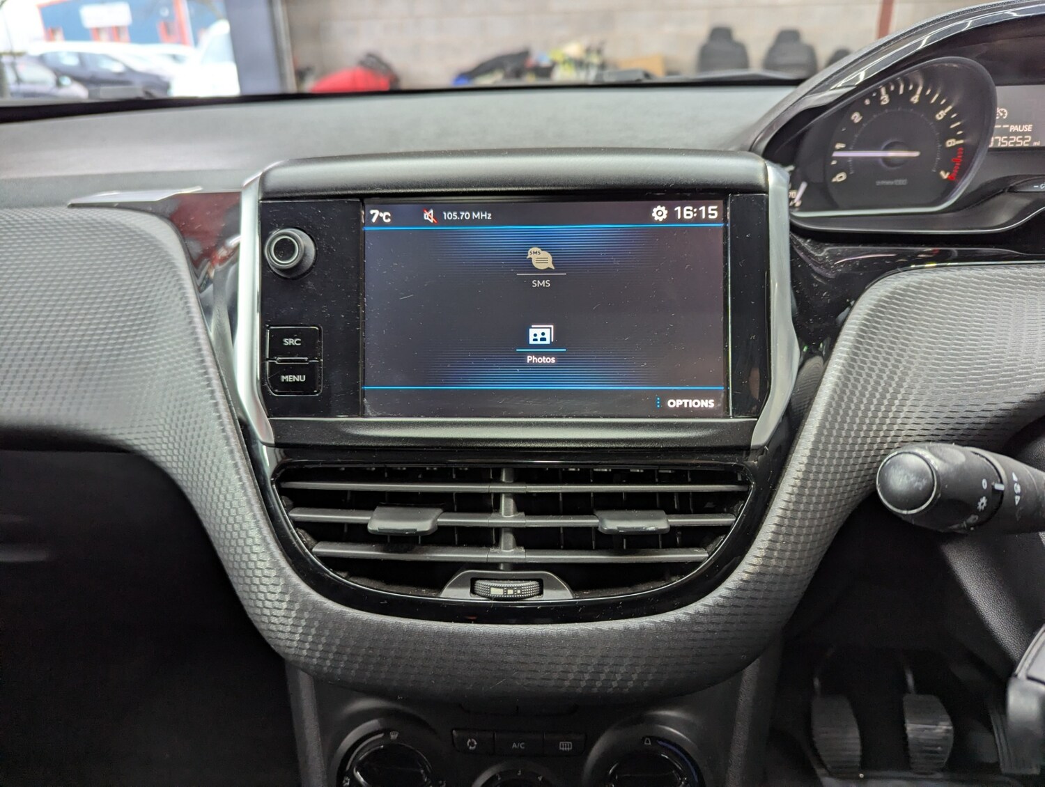 Used Peugeot 208 2017 for sale - 77371063: Photo 29