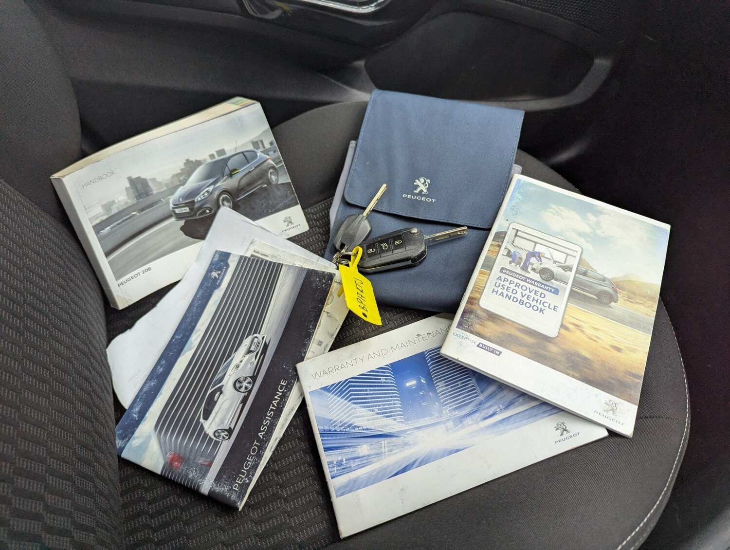 Used Peugeot 208 2017 for sale - 77371063: Photo 40