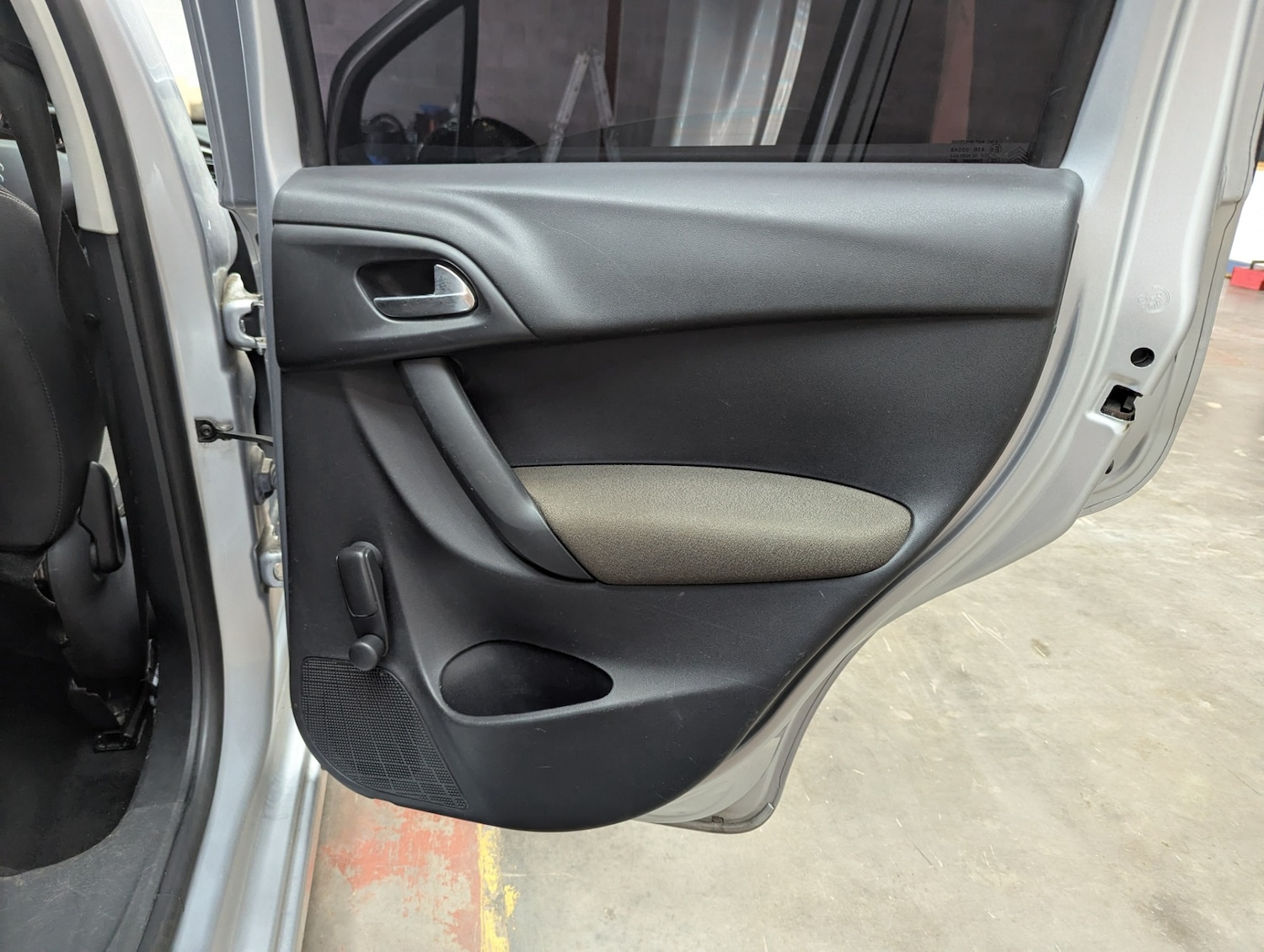 Used Citroen C3 2013 for sale - 76437963: Photo 24