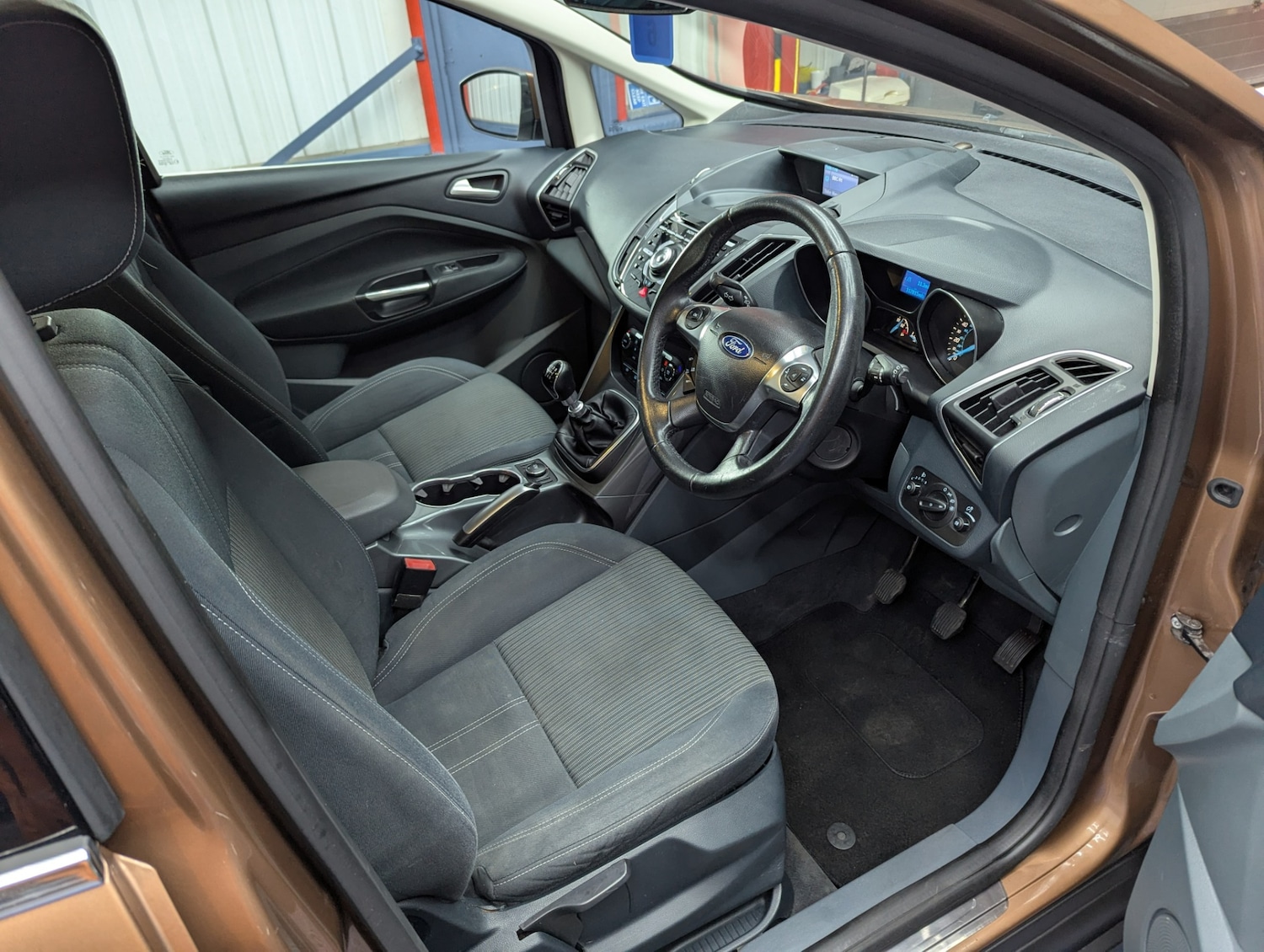 Used Ford Grand C-Max 2013 for sale - 76750577: Photo 4