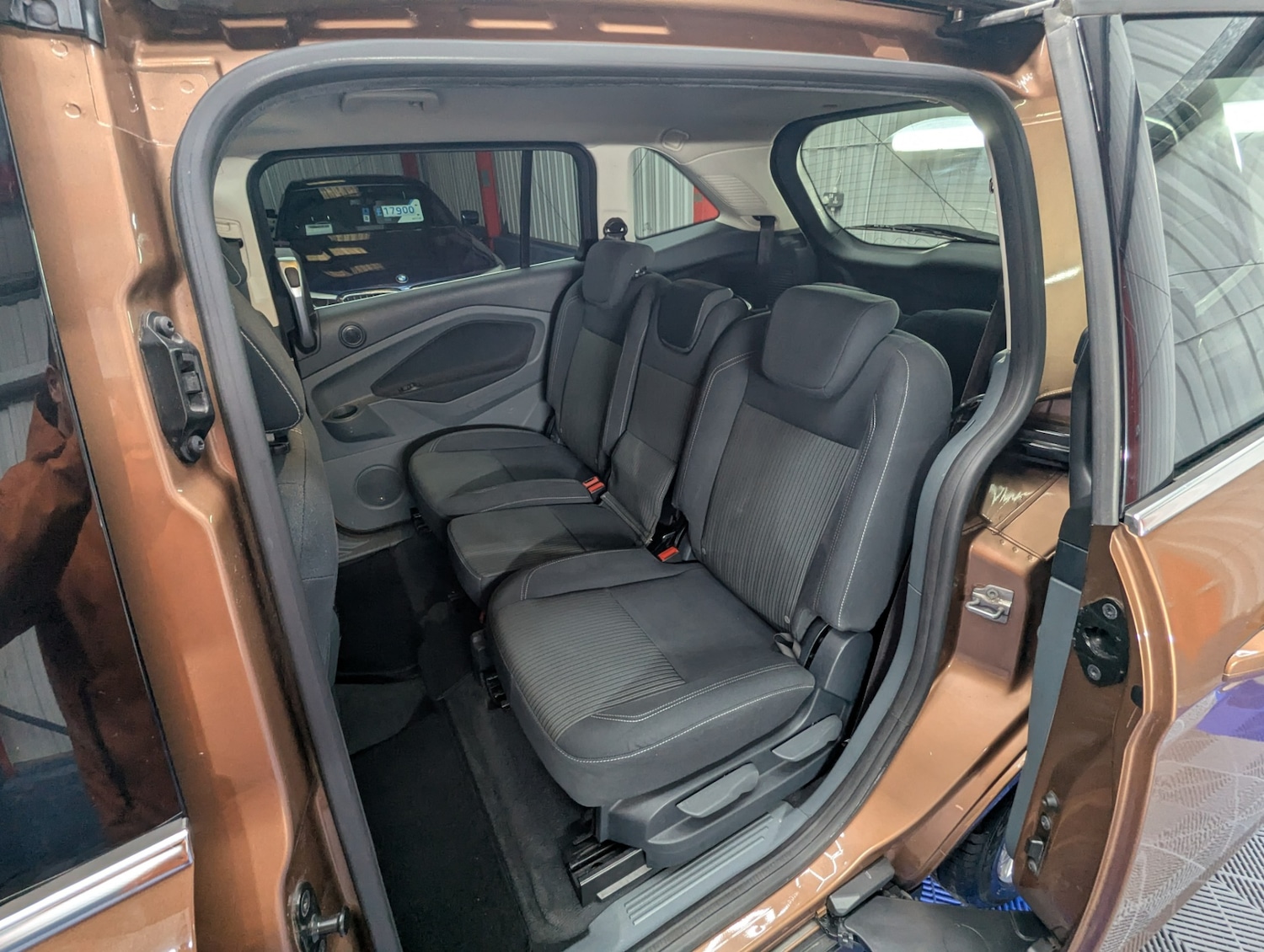 Used Ford Grand C-Max 2013 for sale - 76750577: Photo 8