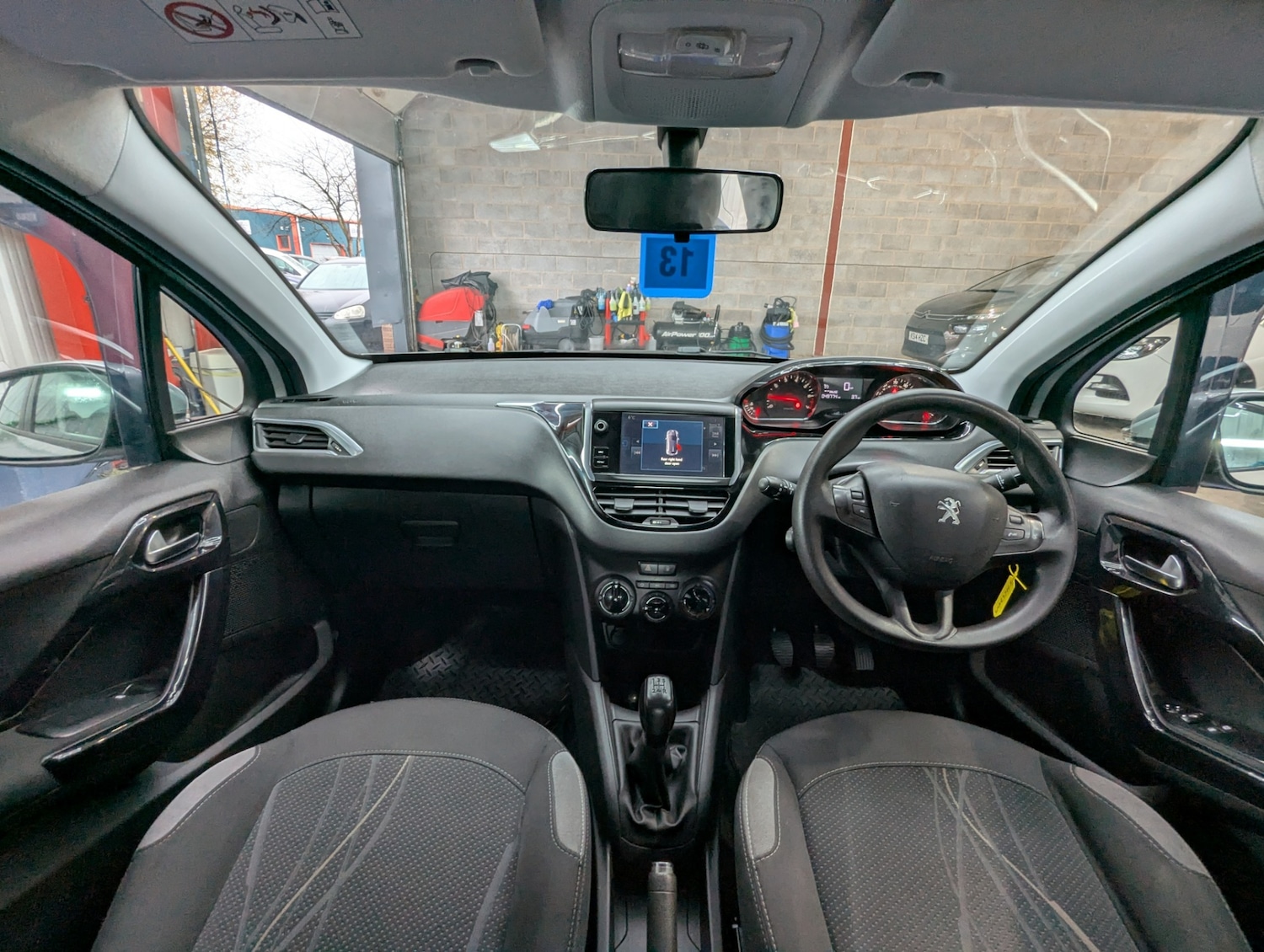 Used Peugeot 208 2015 for sale - 76807456: Photo 14