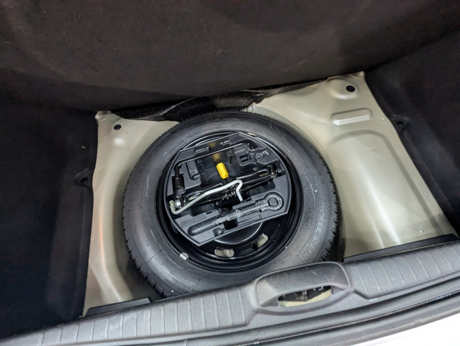 Used Peugeot 208 2015 for sale - 76807456: Photo 36