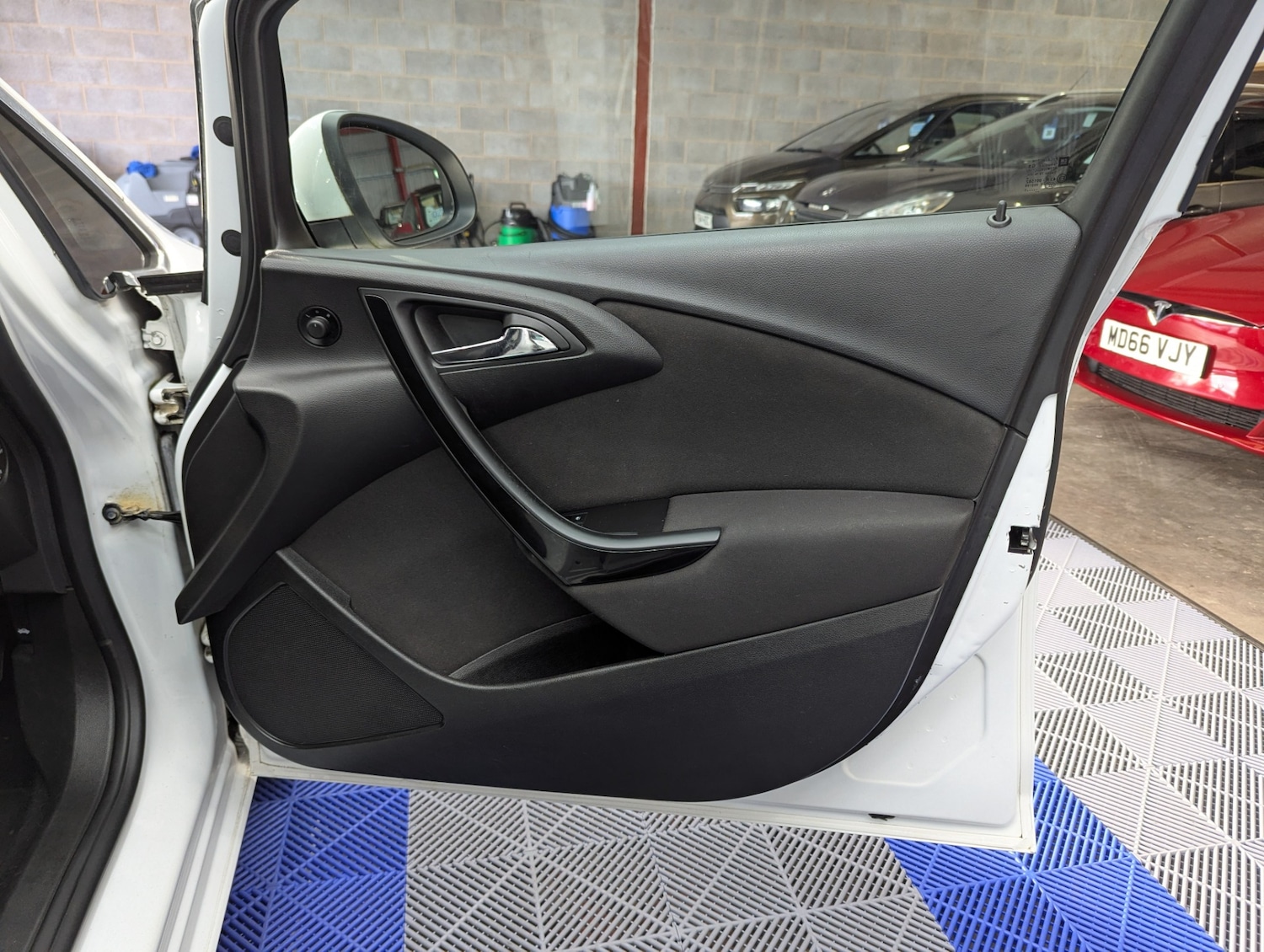 Used Vauxhall Astra 2015 for sale - 76565253: Photo 13