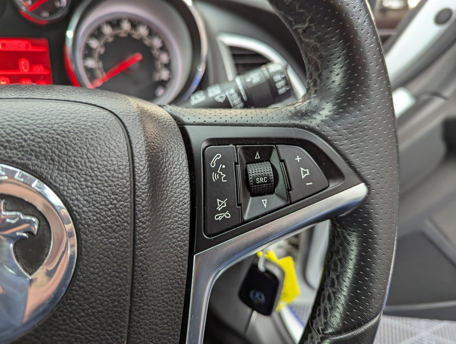 Used Vauxhall Astra 2015 for sale - 76565253: Photo 19