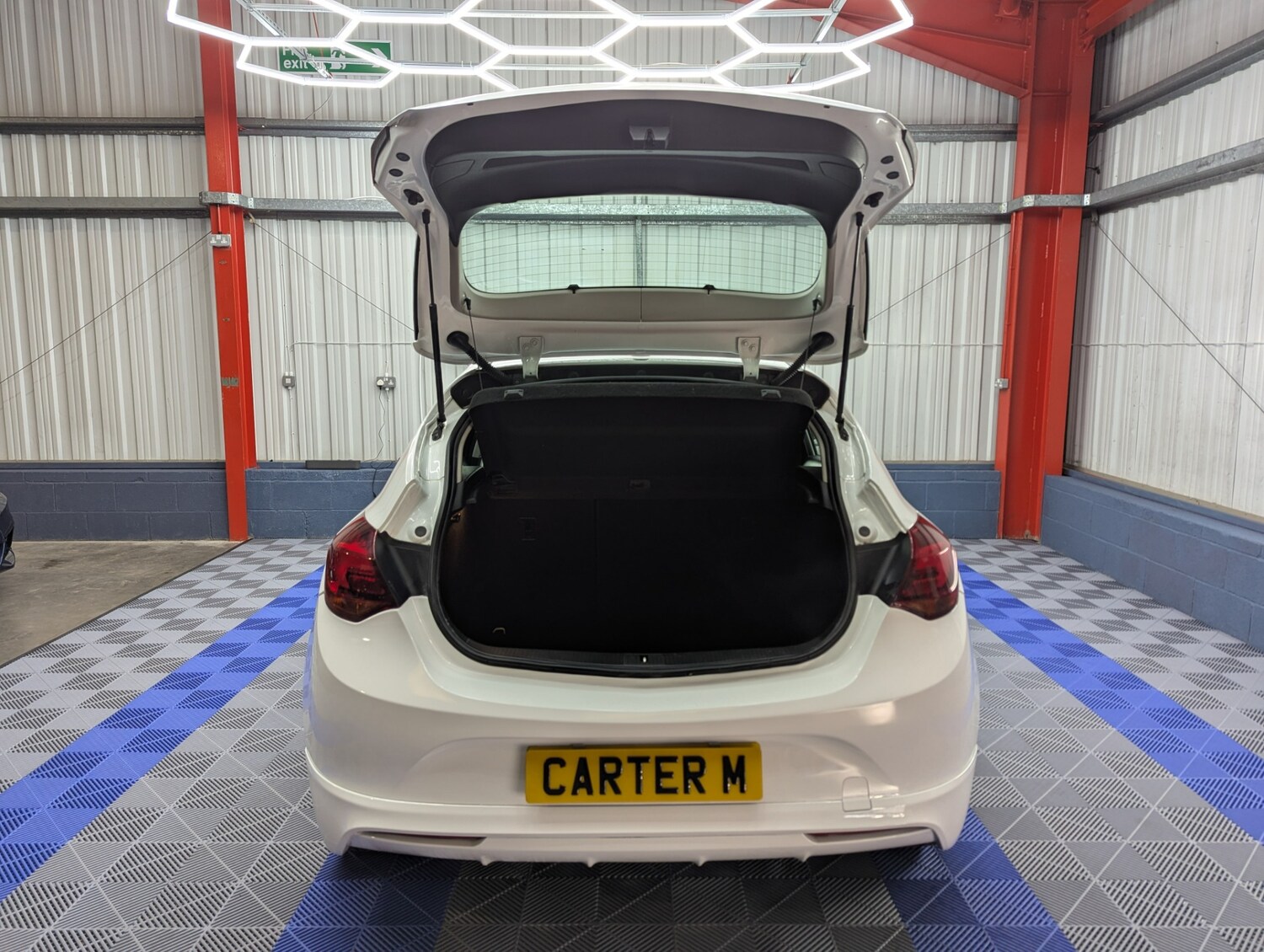 Used Vauxhall Astra 2015 for sale - 76565253: Photo 34