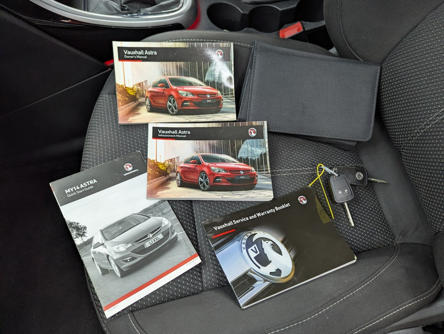 Used Vauxhall Astra 2015 for sale - 76565253: Photo 37