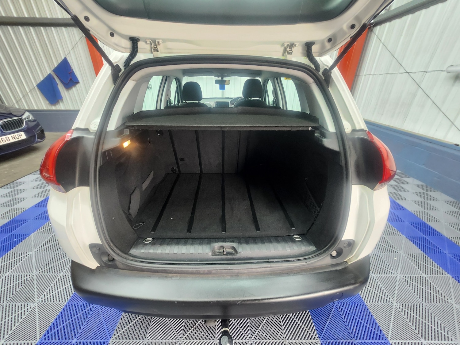 Used Peugeot 2008 2014 for sale - 77558471: Photo 28