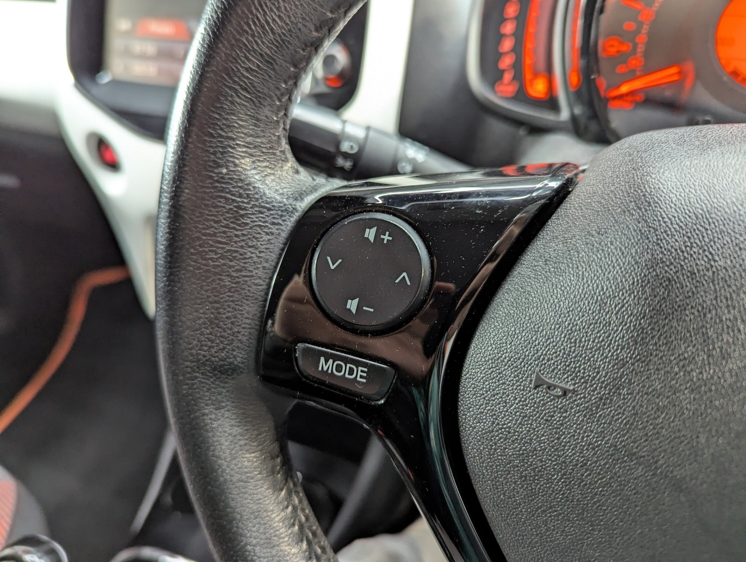 Used Peugeot 108 2016 for sale - 77038571: Photo 23