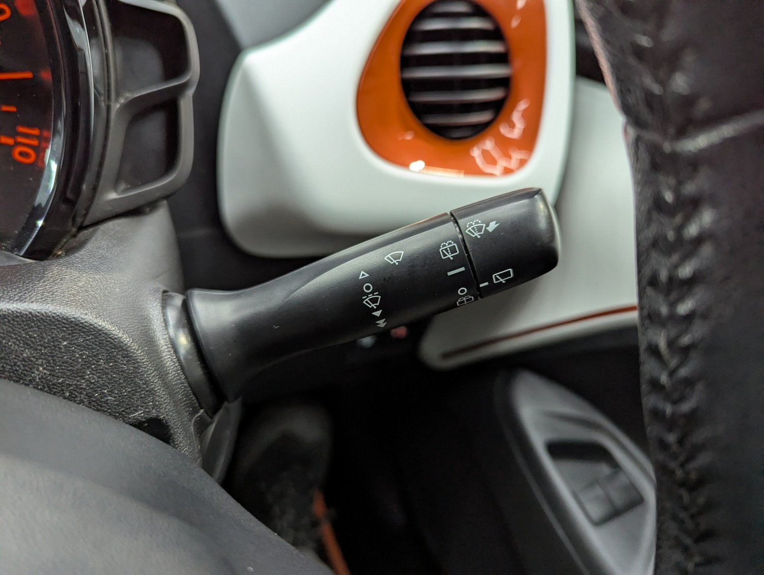 Used Peugeot 108 2016 for sale - 77038571: Photo 24