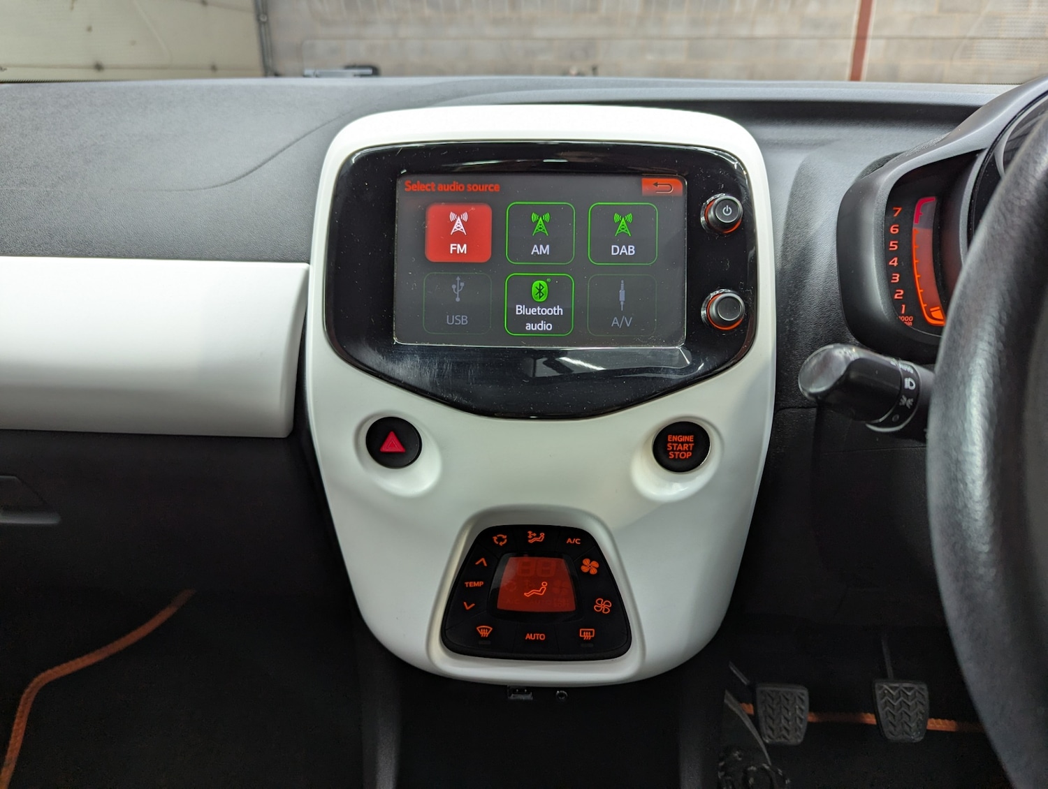 Used Peugeot 108 2016 for sale - 77038571: Photo 28